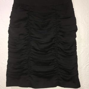 H&M Ruched Pencil Skirt/ back zip- Black/Size 6